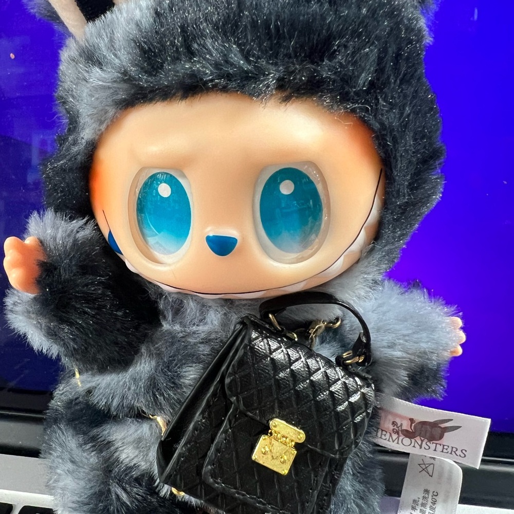 Backpack For Labubos - image 1